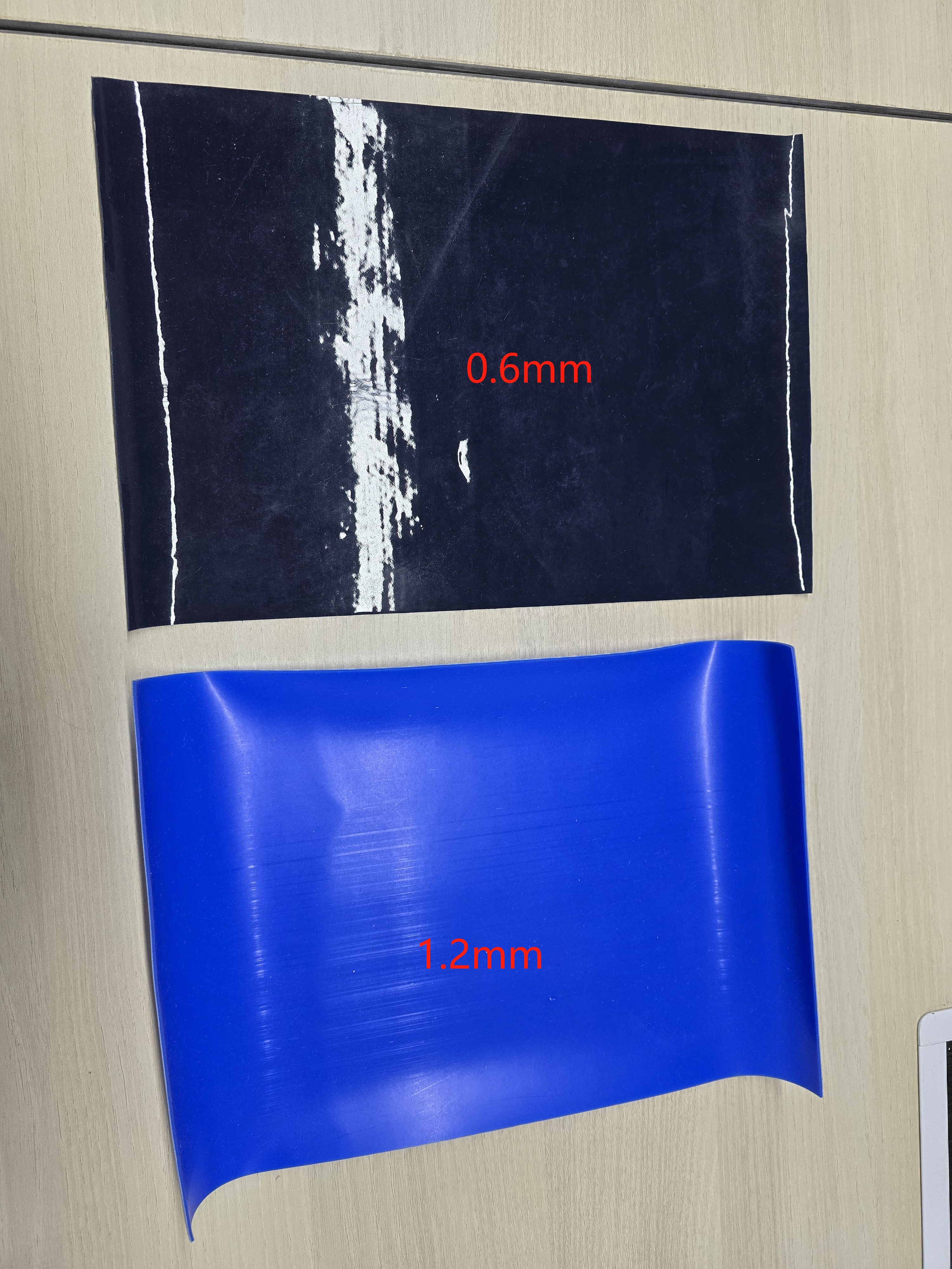 Actual 0.6 mm and 1.2 mm elastic fabric samples